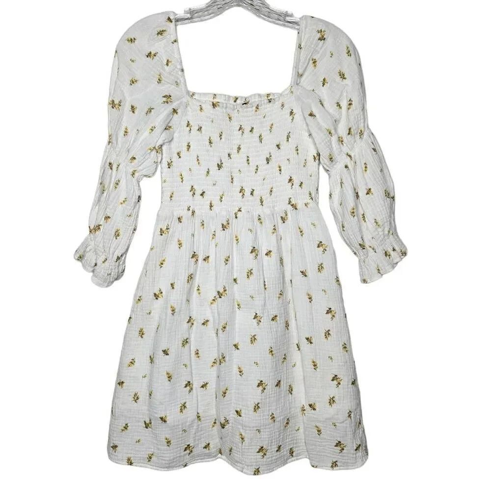 Kourt Cottagecore Floral Square Neck Smocked White Mini Dress Size Medium